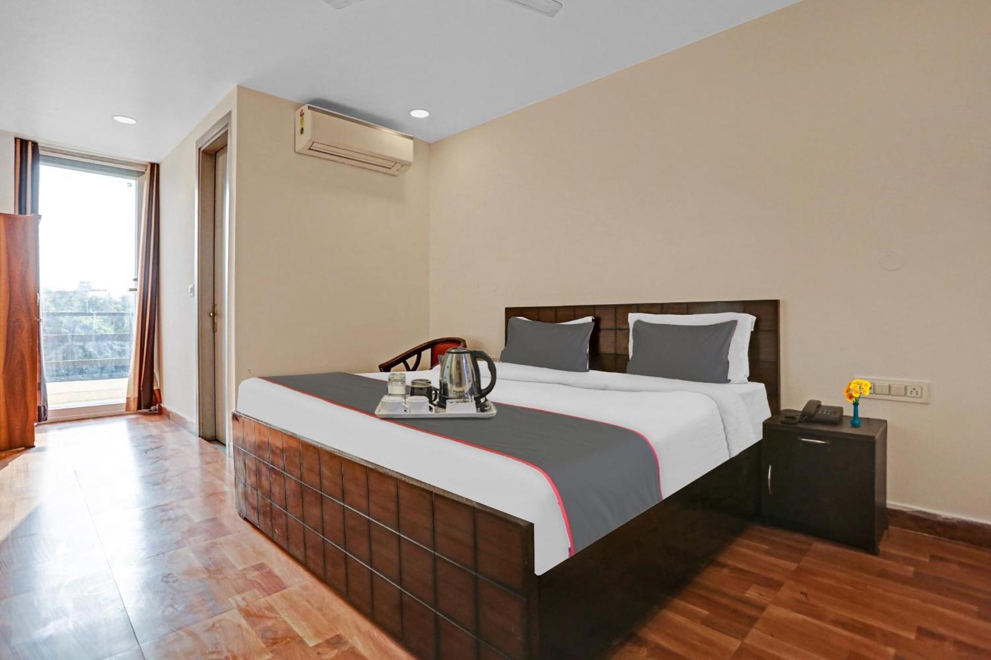 Hotel O The Grand Palm Gurgaon Exterior photo